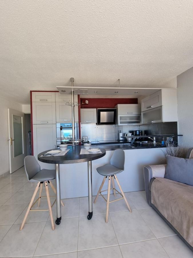 Appartement Face A La Mer Pornic Exterior photo